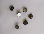 Perlmuttknopf-10mm_PEKN010_www.material-idee.com